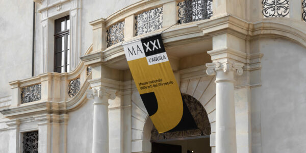 Realizzazione e allestimento comunicazione per il museo MAXXI L'Aquila. Scopri il progetto